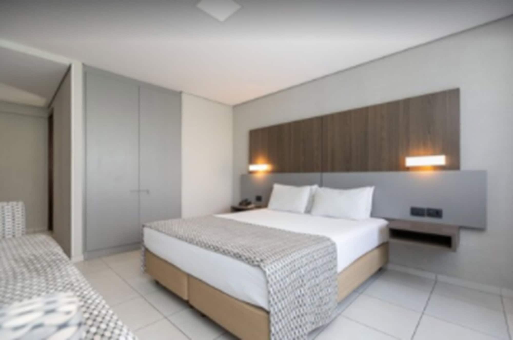 Saint Emilion By Atlantica Hotel Curitiba Exterior foto